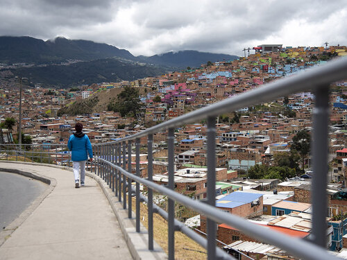 En Bogotá el lugar de residencia define el acceso a colegios y hospitales En Bogotá el lugar de residencia define el acceso a colegios y hospitales