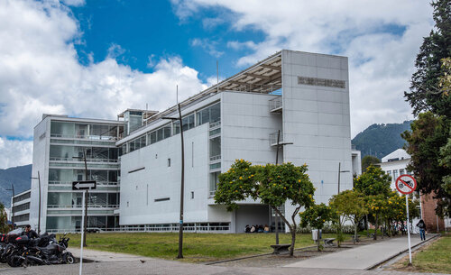 Edificio de Ciencia y Tecnología Luis Carlos Sarmiento Angulo. Foto: Nicol Torres - Unimedios