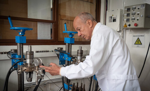 Laboratorio de Química, Aprovechamiento de residuos orgánicos. Foto: María Fernanda Londoño, Unimedios