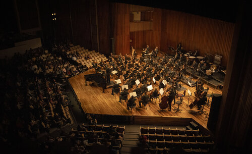 Desde el 2008, en en la tarima del Auditorio León de Greiff UNAL se han presentado importantes artistas nacionales e internacionales. Foto: Nicol Torres, Unimedios.