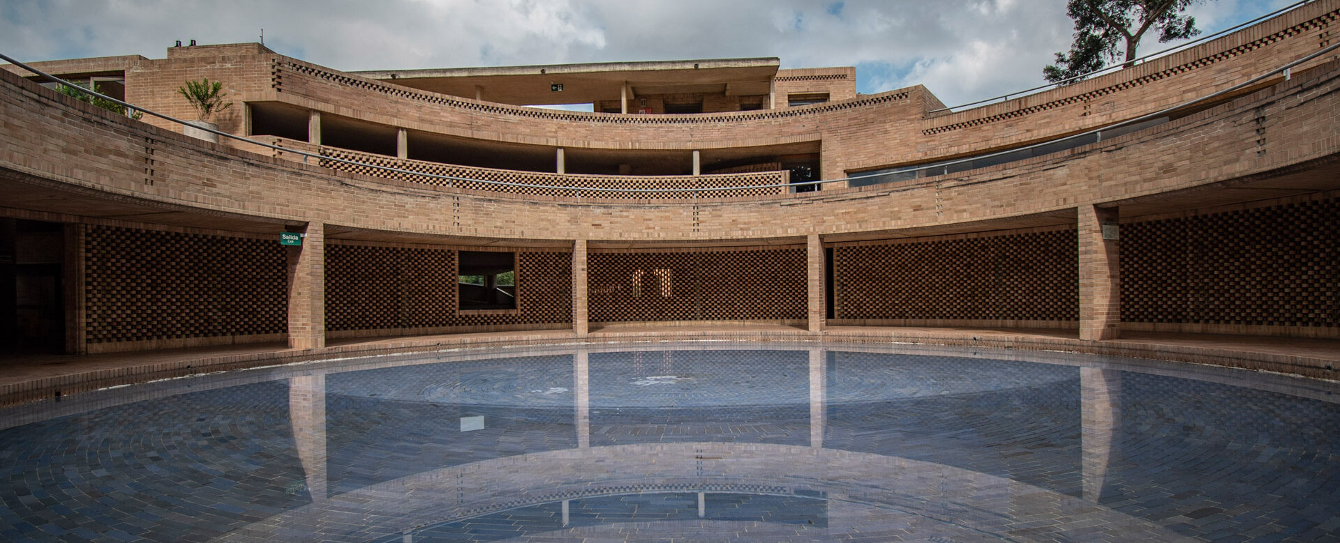 Reflejos del Rogelio Salmona, Sede Bogotá.