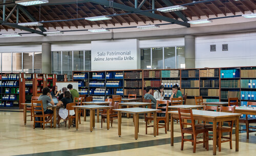 Biblioteca Efe Gómez, UNAL Sede Medellín. Foto: Oficina de Comunicaciones UNAL Sede Medellín.